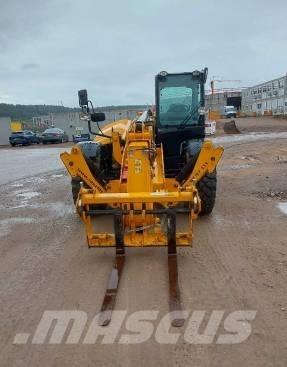 JCB 540-140 Teleskopski viličarji