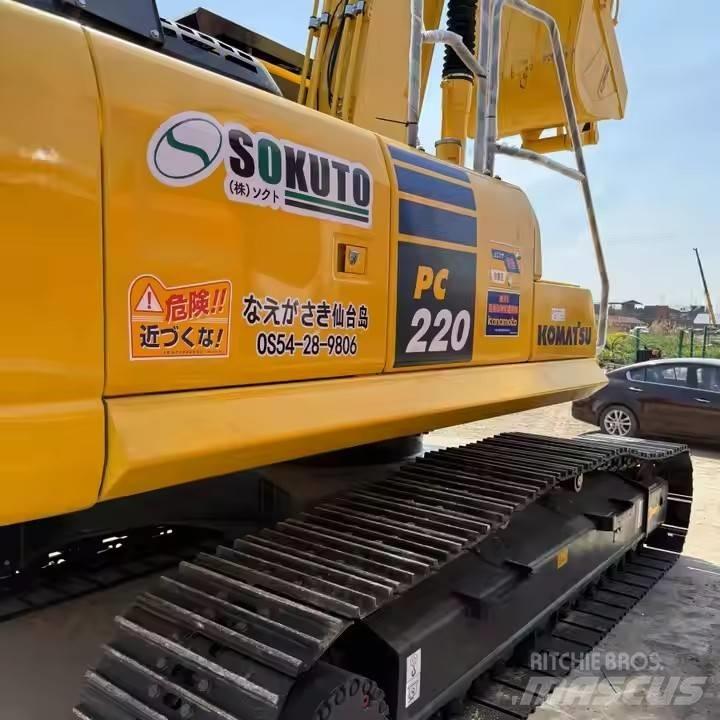 Komatsu PC220-8 Bagri goseničarji