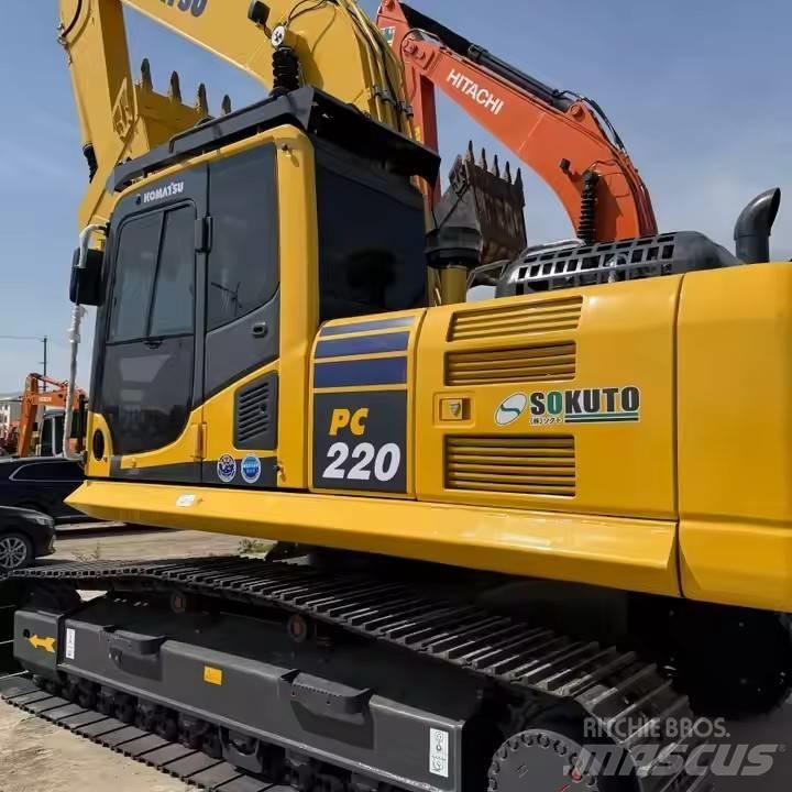 Komatsu PC220-8 Bagri goseničarji
