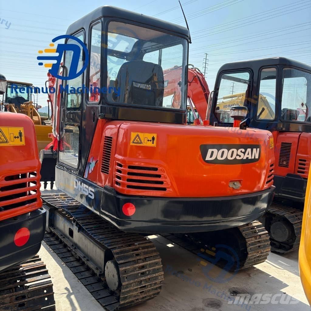 Doosan DH55 Bagri goseničarji