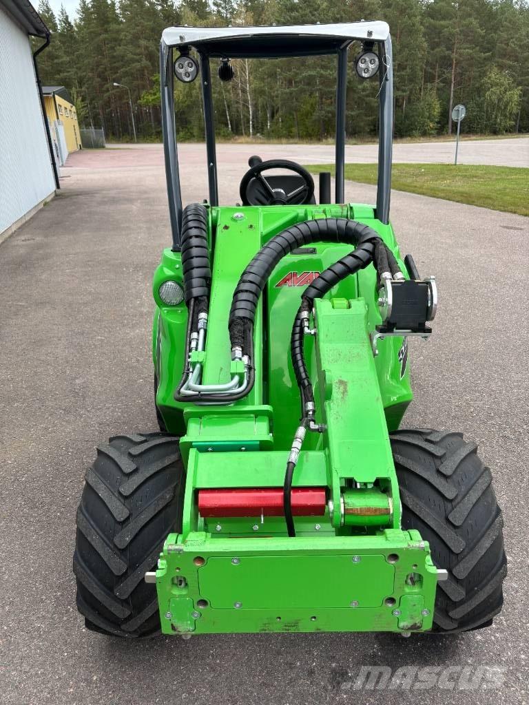 Avant 528 Pomožni stroji