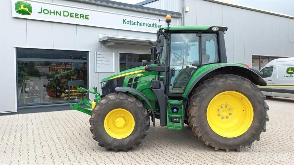 John Deere 6120M Traktorji