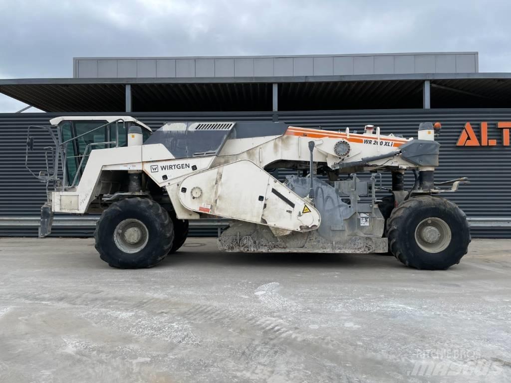 Wirtgen WR 200 XLI Stroji za recikliranje asfalta