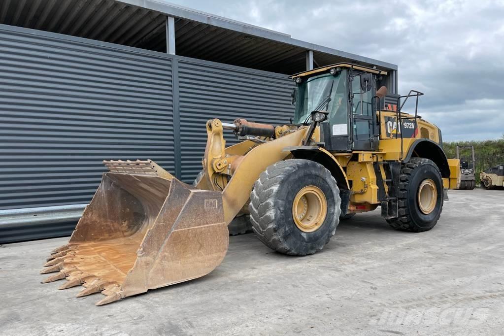 CAT 972M Kolesni nakladalci