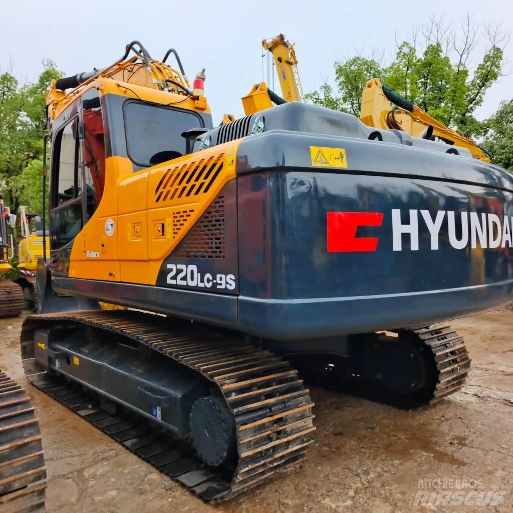 Hyundai 220lc-9s Bagri goseničarji