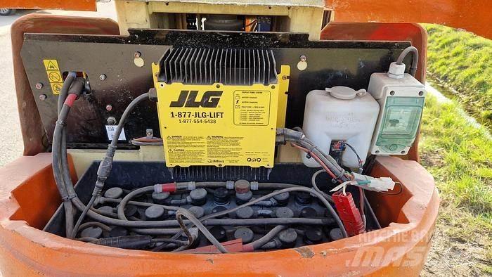 JLG T10E Druga dvigala in dvižne ploščadi