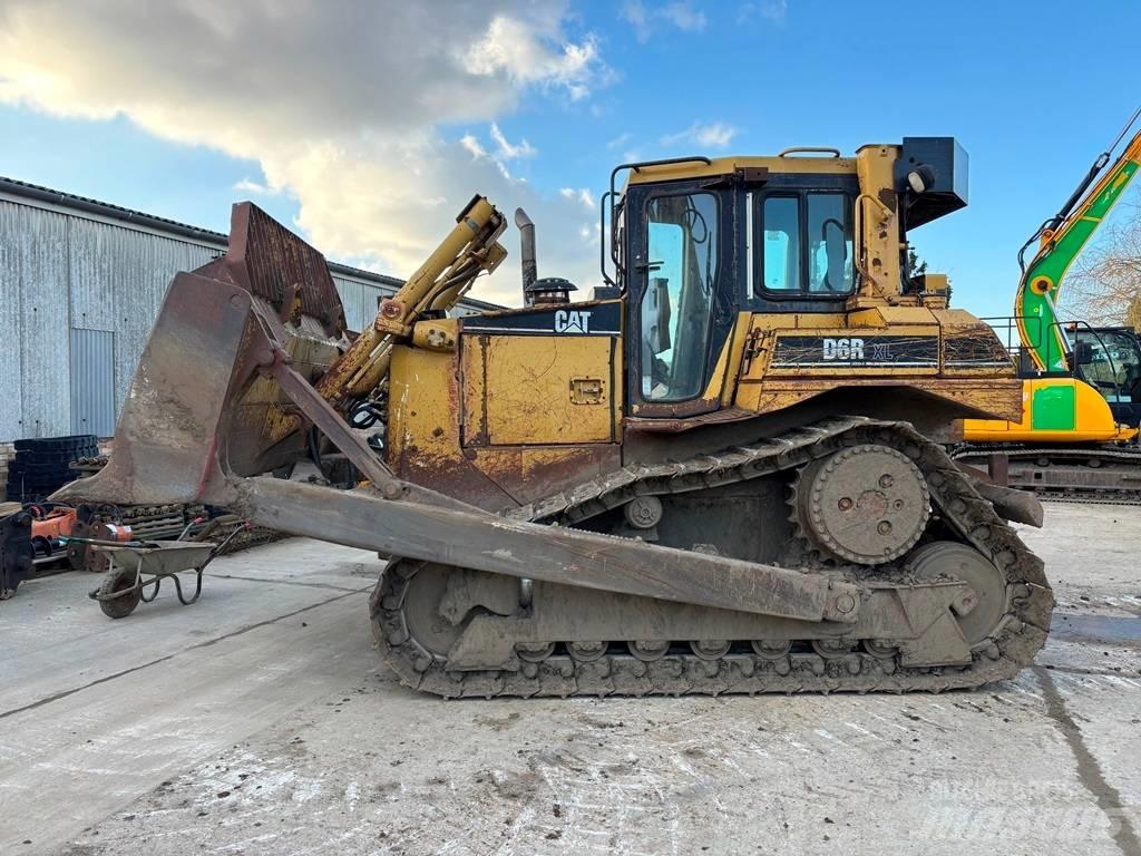 CAT D 6 R DS XL II Buldožerji goseničarji