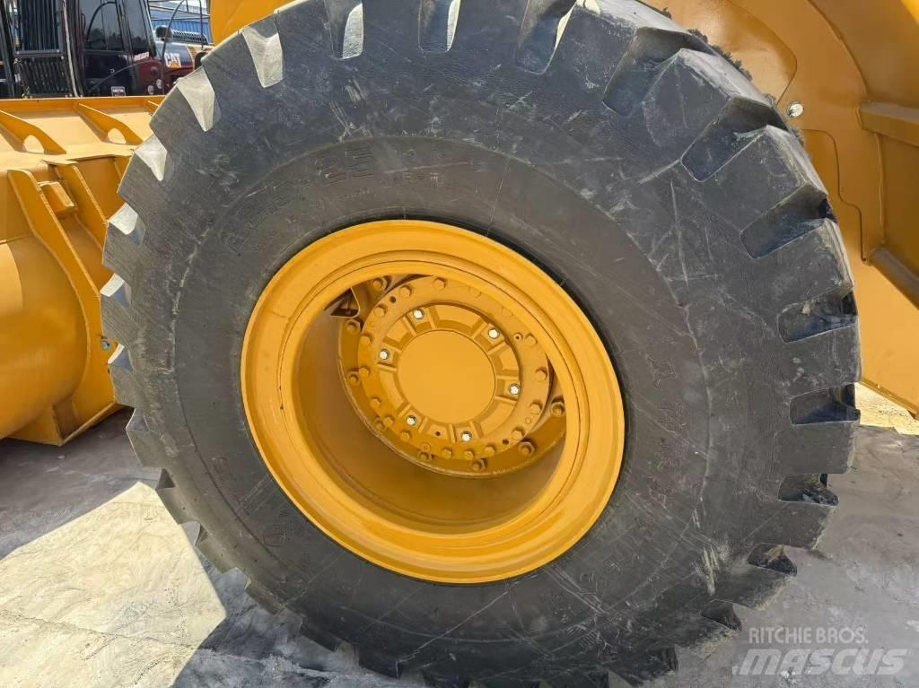 CAT 950 GC Kolesni nakladalci