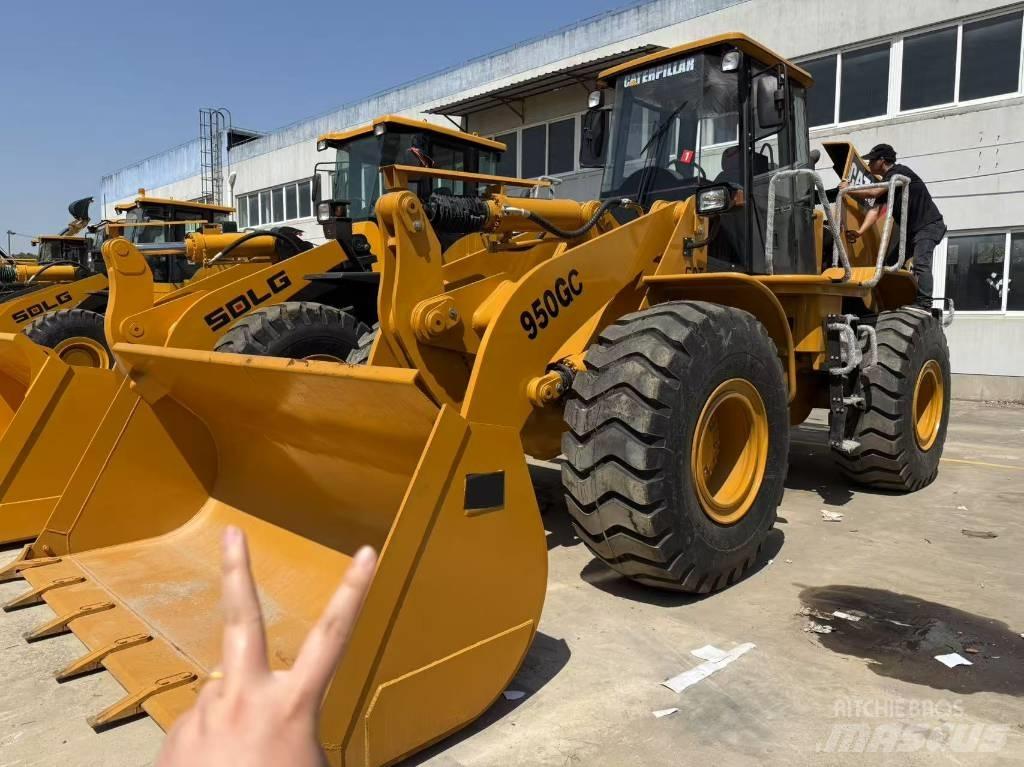 CAT 950 GC Kolesni nakladalci