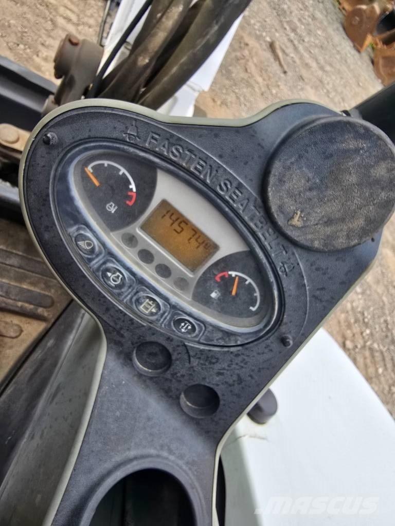 Bobcat E 50 Mini bagri <7t