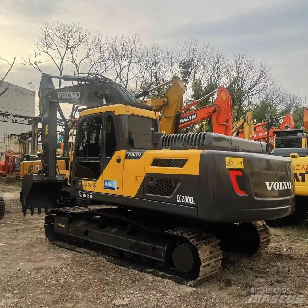 Volvo EC200DL Bagri goseničarji