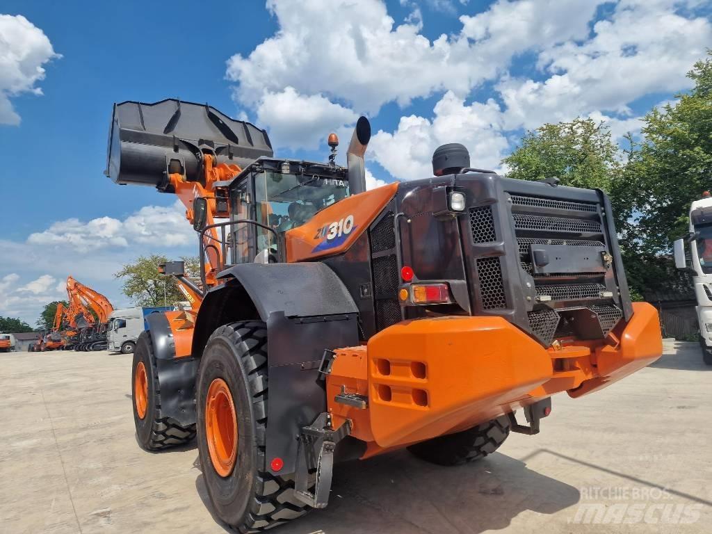 Hitachi ZW 310-6 Kolesni nakladalci
