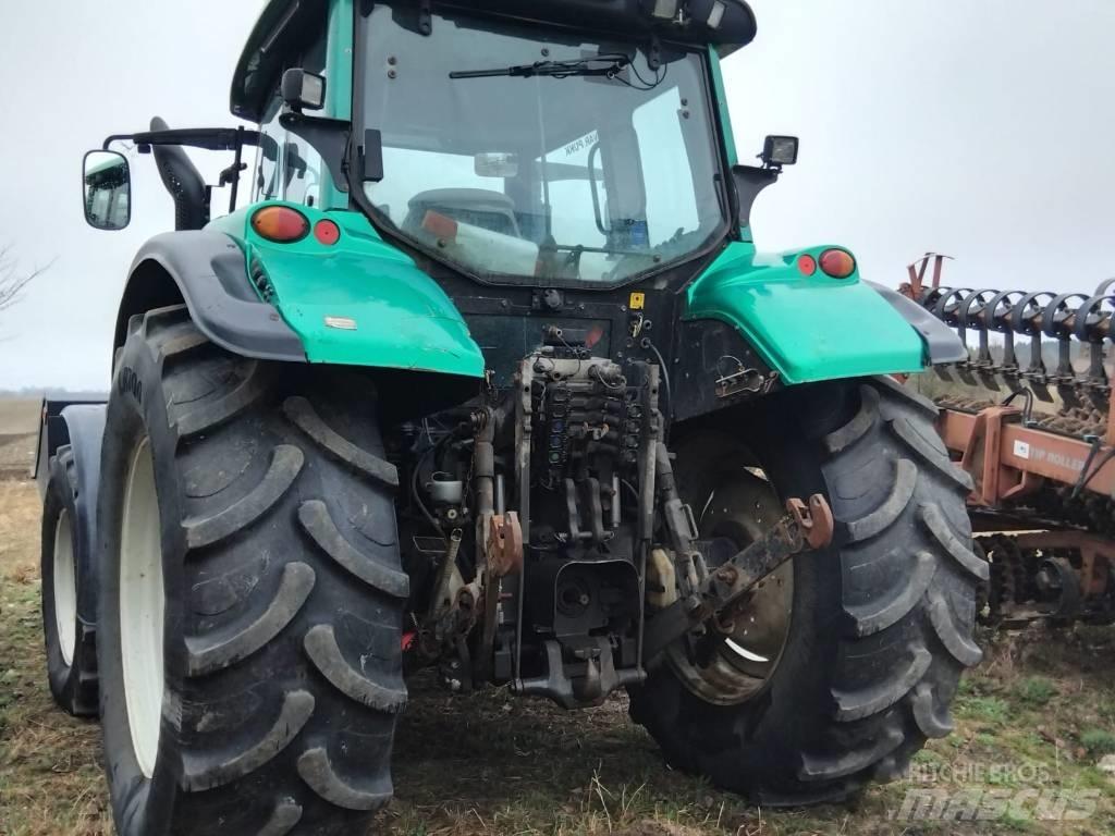 Valtra N 142 D Traktorji