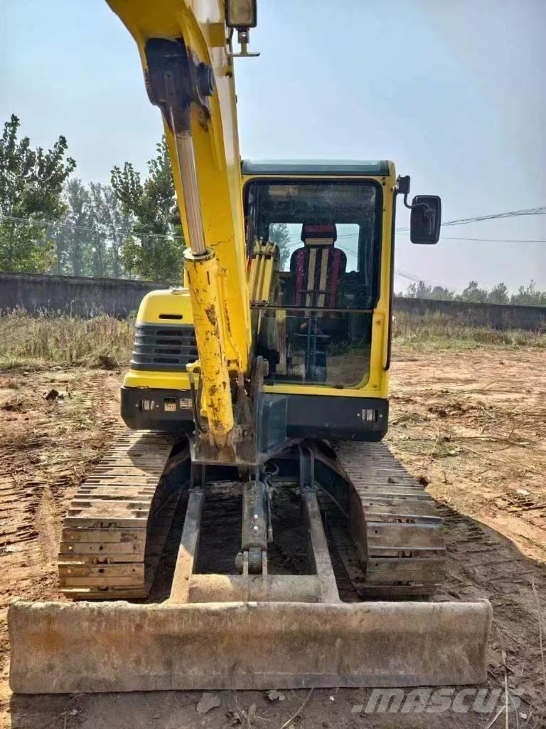 Hyundai 60 Mini bagri <7t