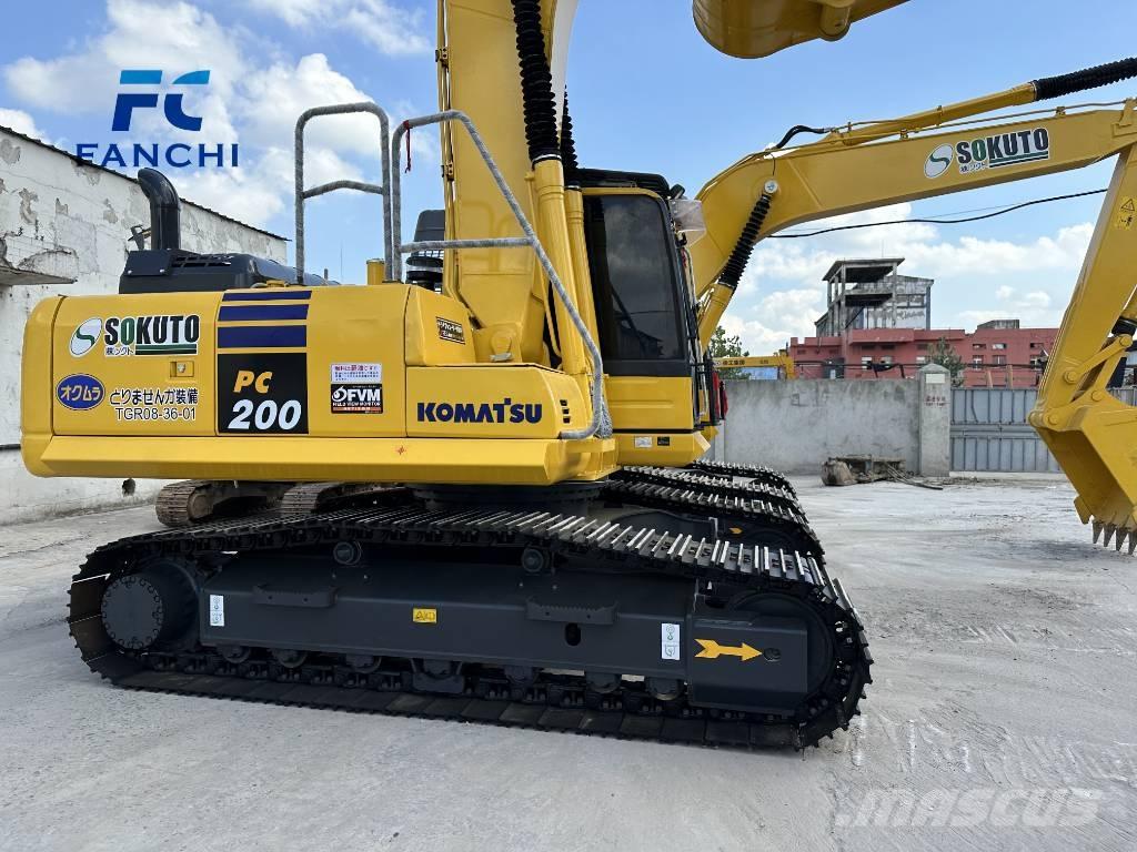Komatsu PC 200-8 Bagri goseničarji