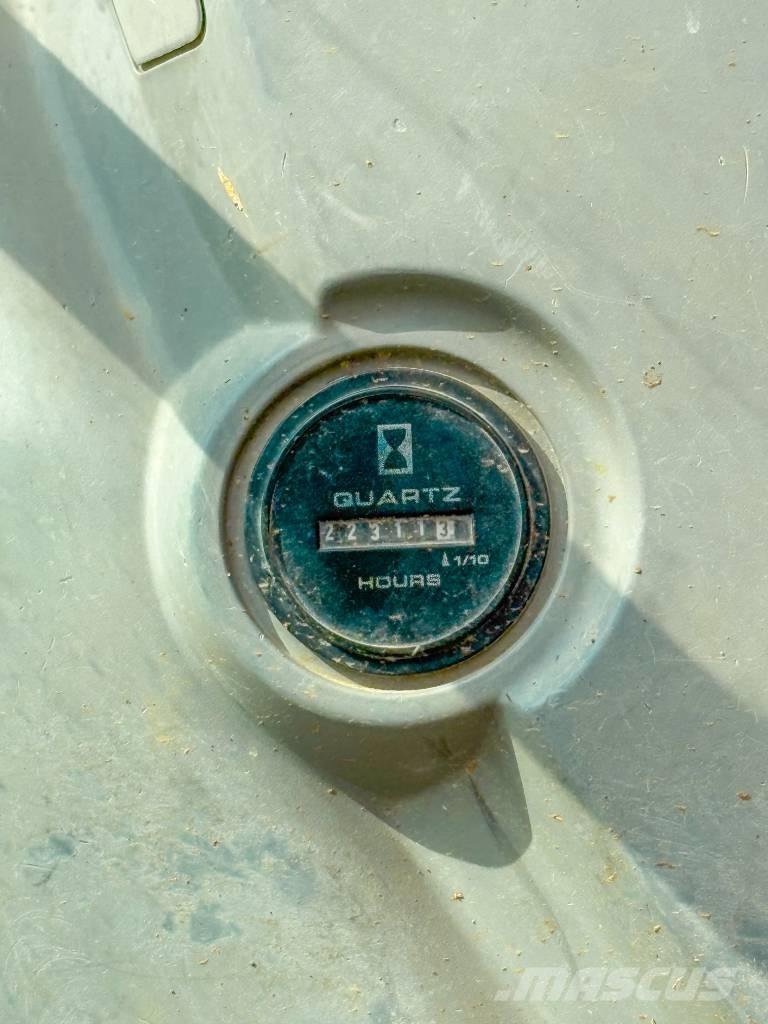 New Holland E 245 B Bagri goseničarji