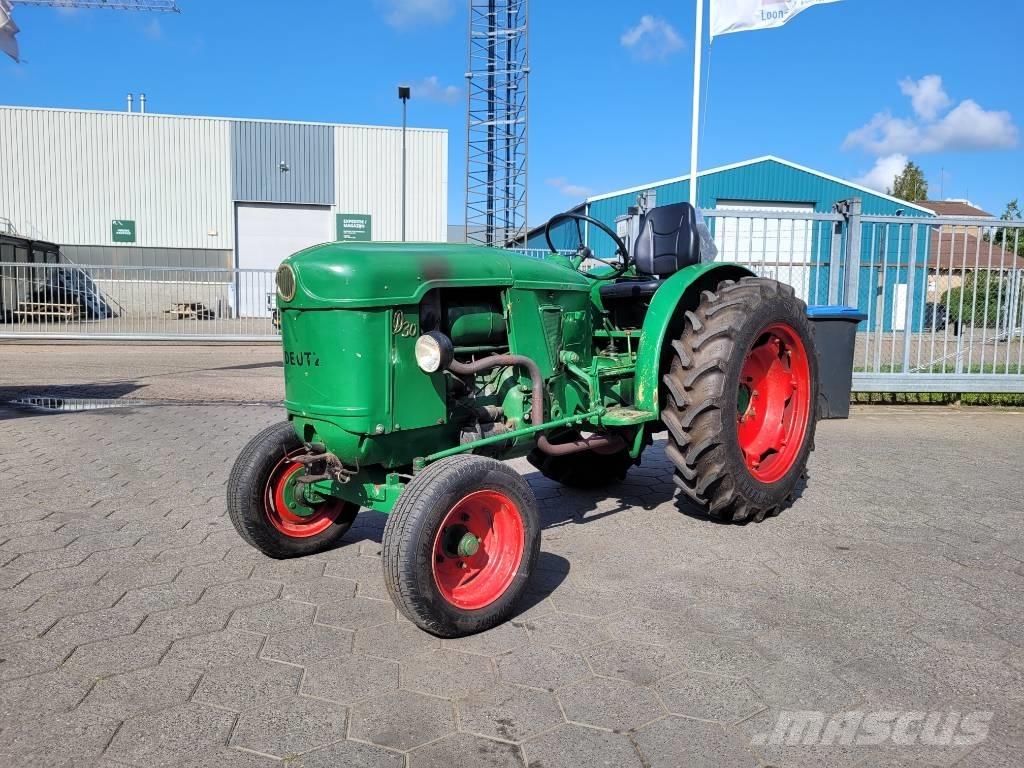 Deutz D30 Traktorji
