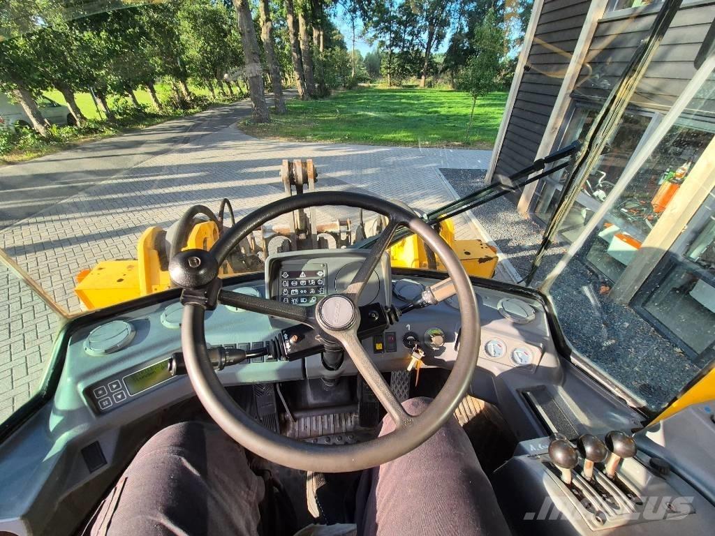 Volvo L 70 C Kolesni nakladalci