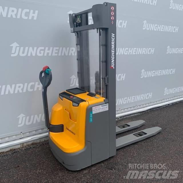 Jungheinrich EJC 214 Ročni električni viličar