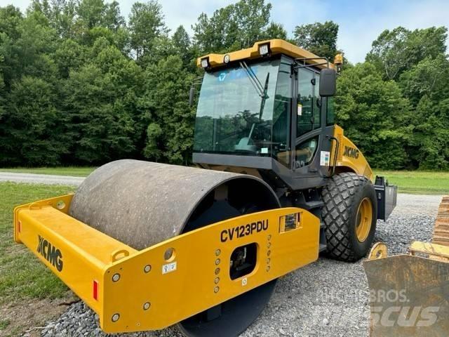 XCMG CV 123 PDU Enojni valjarji