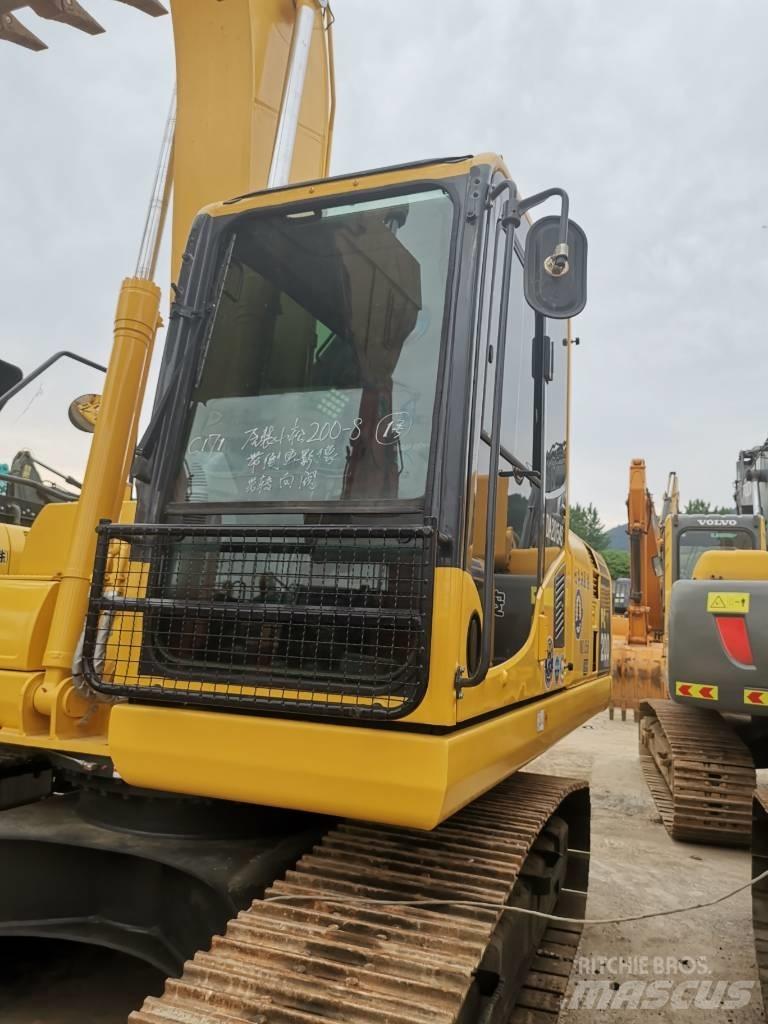 Komatsu PC 200 LC-8 Bagri goseničarji