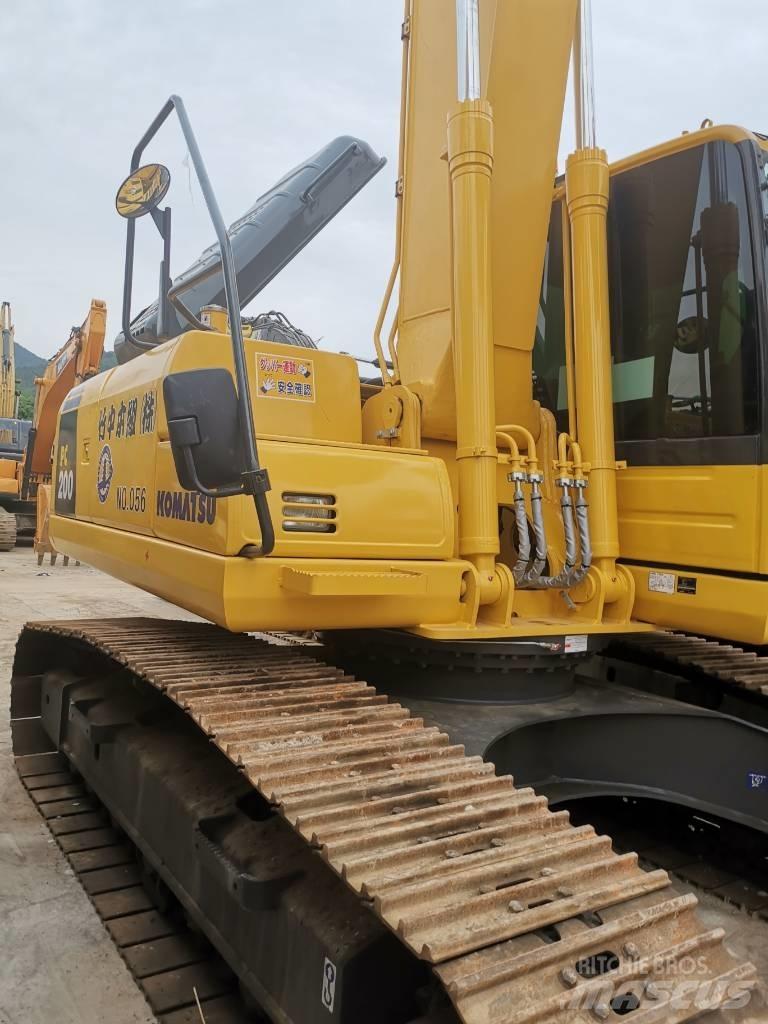 Komatsu PC 200 LC-8 Bagri goseničarji