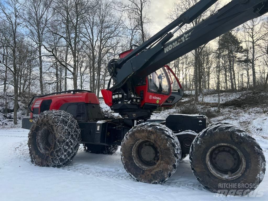 Komatsu 951 Harvesterji