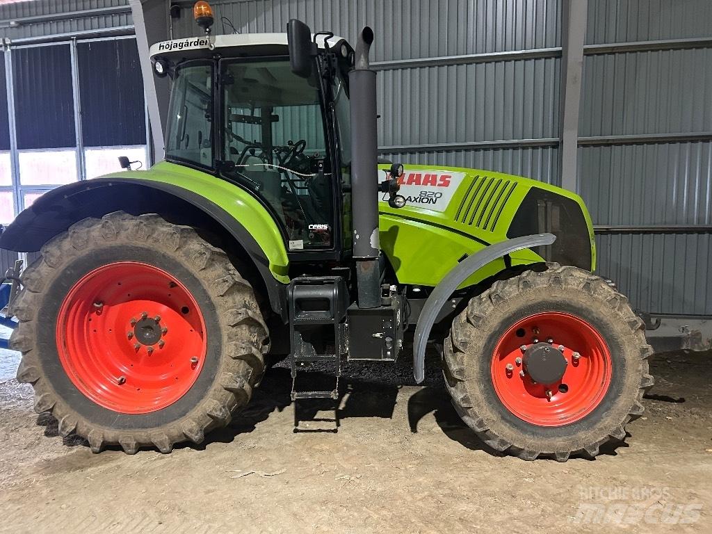 CLAAS 820 Traktorji