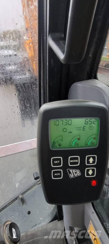 JCB JS 145 W Bagri na kolesih