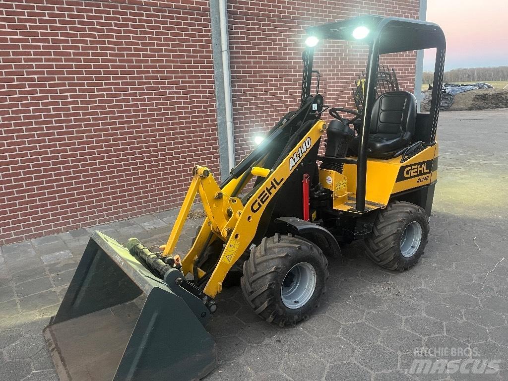 Gehl AL 140 Mini nakladalci
