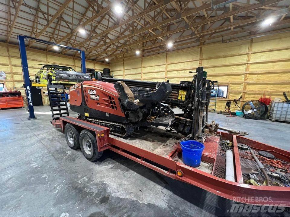 Ditch Witch jt1220 Oprema za vodoravno smerno vrtanje