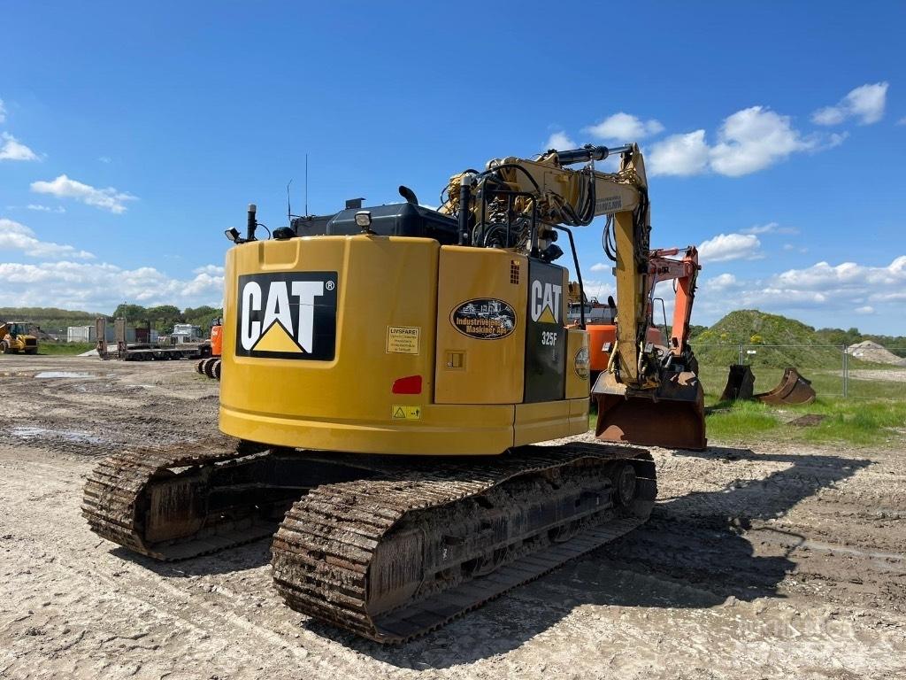 CAT 325 F Bagri goseničarji