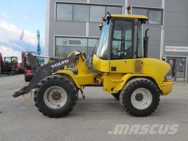 Volvo L 35 Kolesni nakladalci
