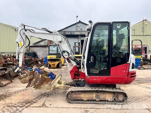 Takeuchi TB 230 Mini bagri <7t