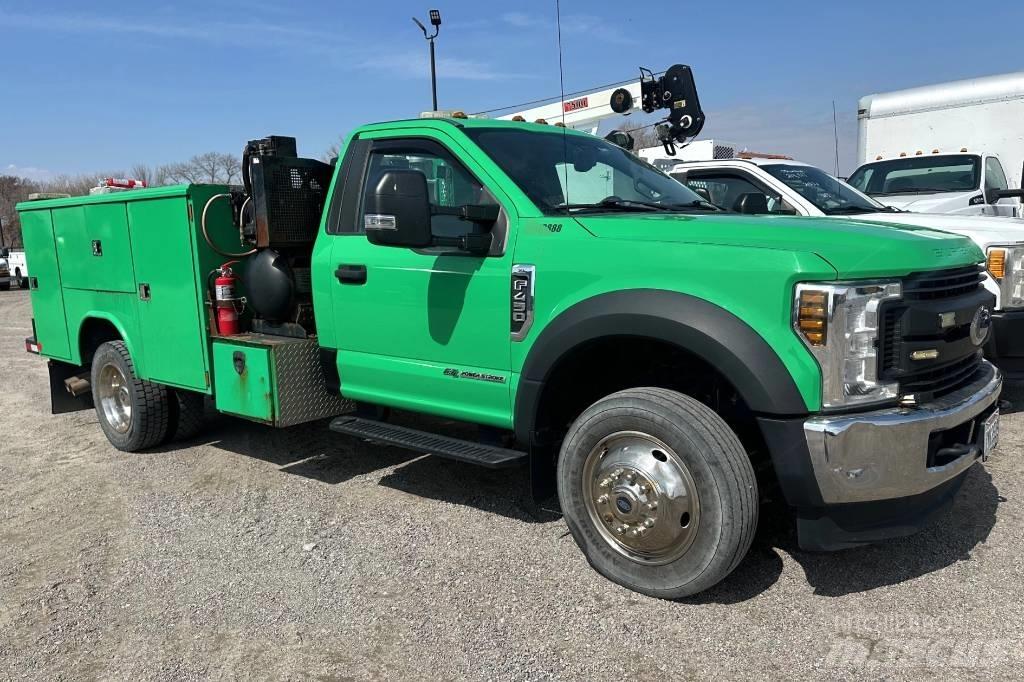 Ford F 450 XL SD Tovornjaki cisterne