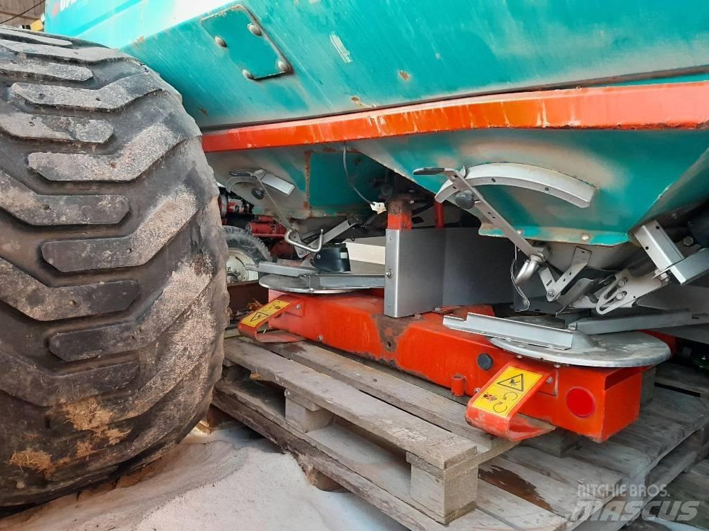 Sulky DPX Trosilniki mineralnega gnojila