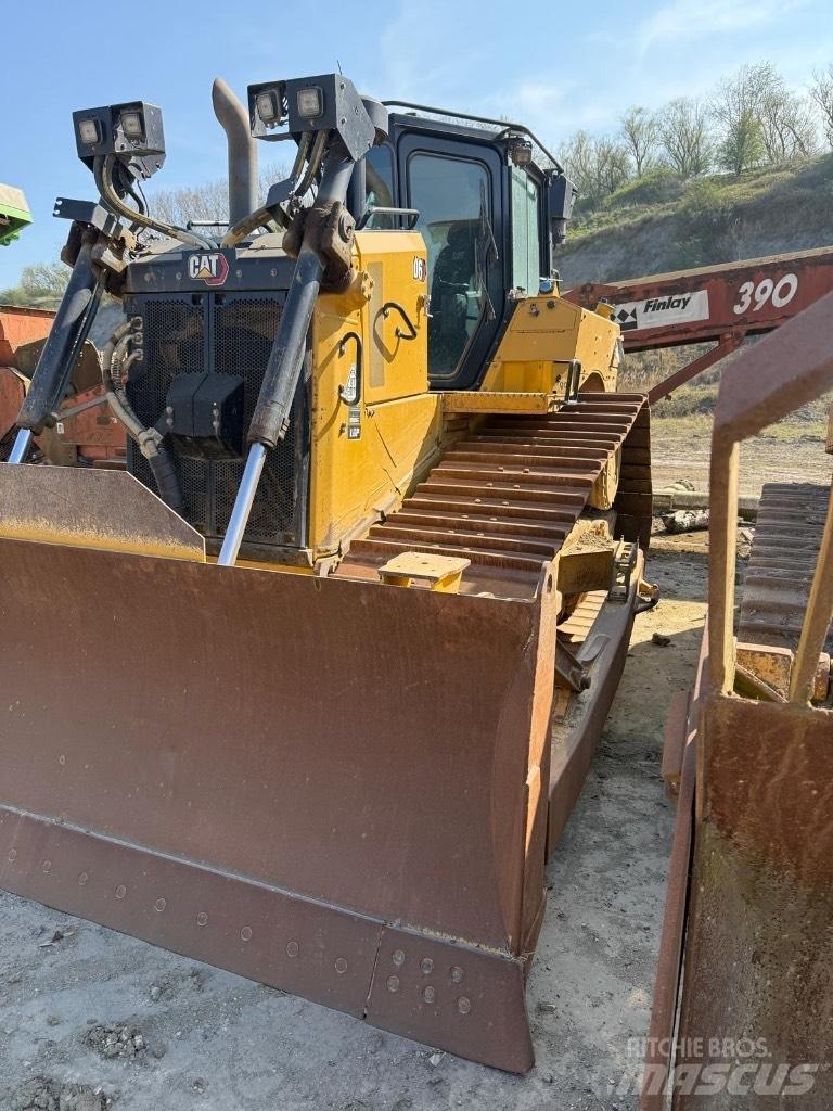 CAT D 6 T LGP Buldožerji goseničarji