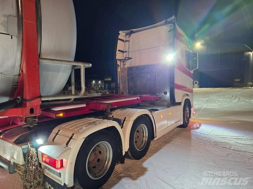 Scania 2018 Tovornjaki-šasije