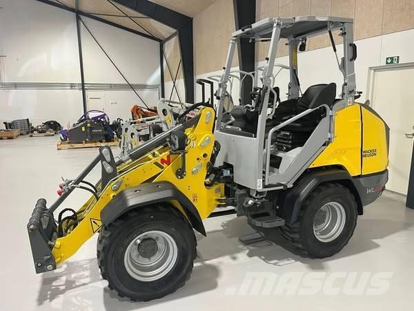Wacker Neuson WL 28 Kolesni nakladalci