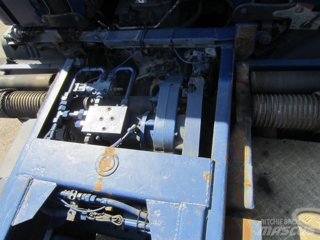 Scania P114 GB Razstavljivi tovornjaki z žičnimi dvigali