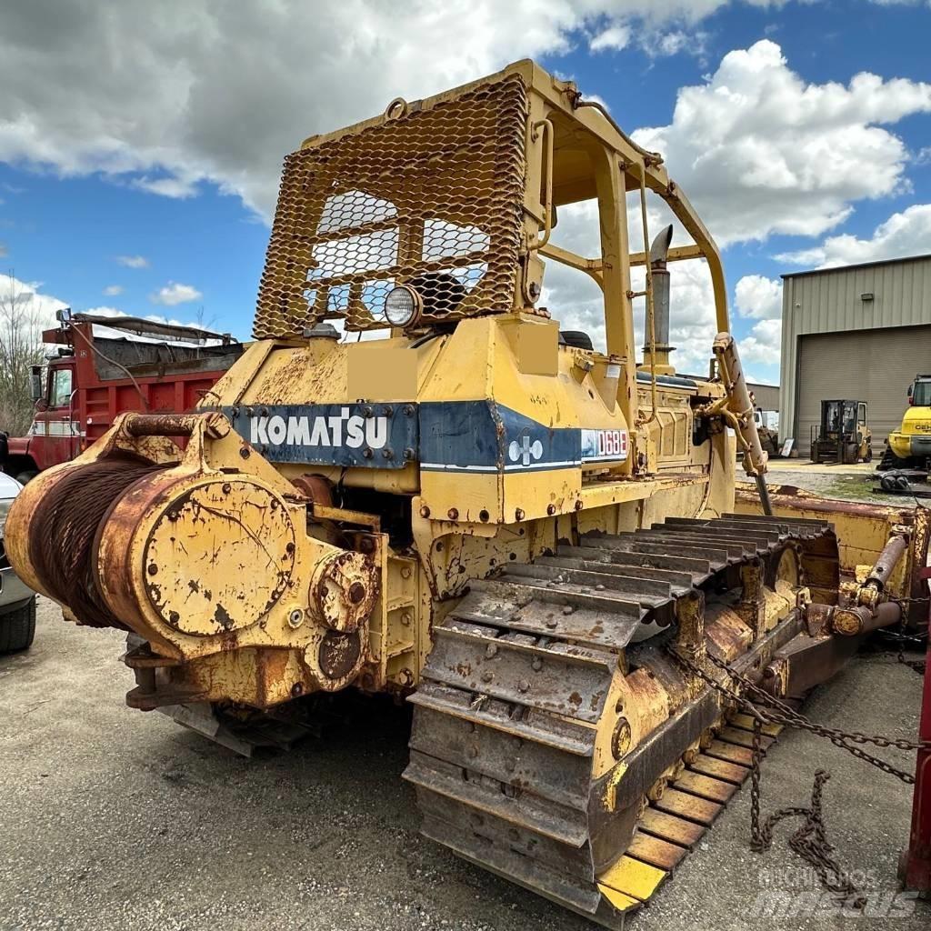 Komatsu D 68 E-1 Buldožerji goseničarji