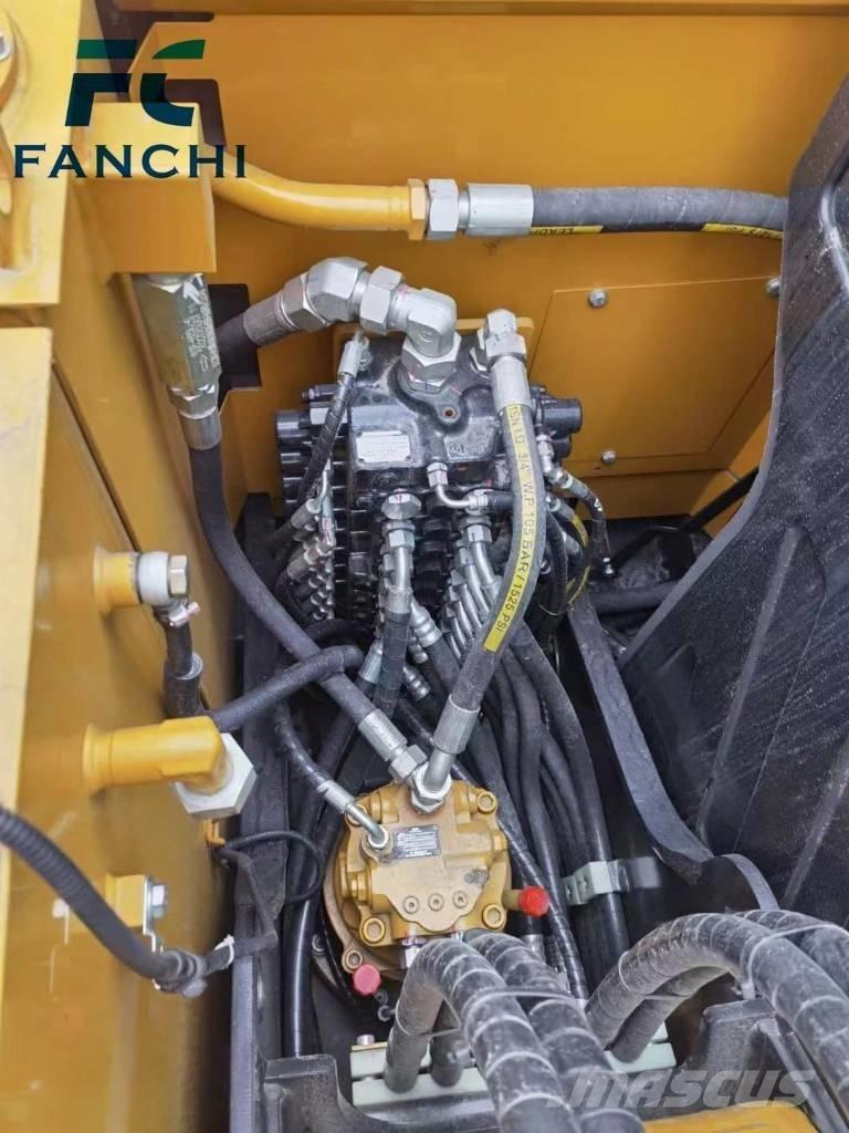 Sany SY75C Bagri goseničarji