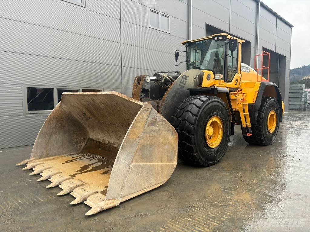 Volvo L250H Kolesni nakladalci