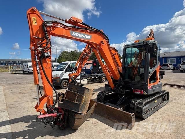 Doosan DX 62 R-3 Mini bagri <7t