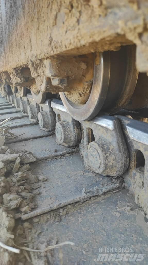 CAT D 6 R Buldožerji goseničarji