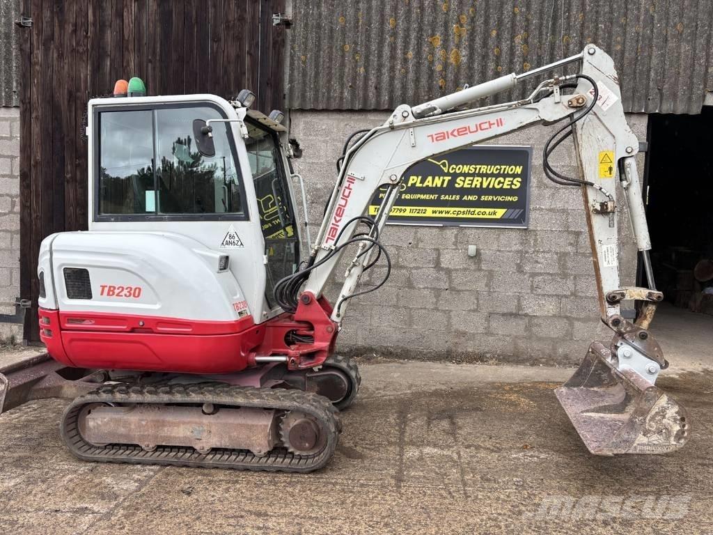 Takeuchi TB 230 Mini bagri <7t