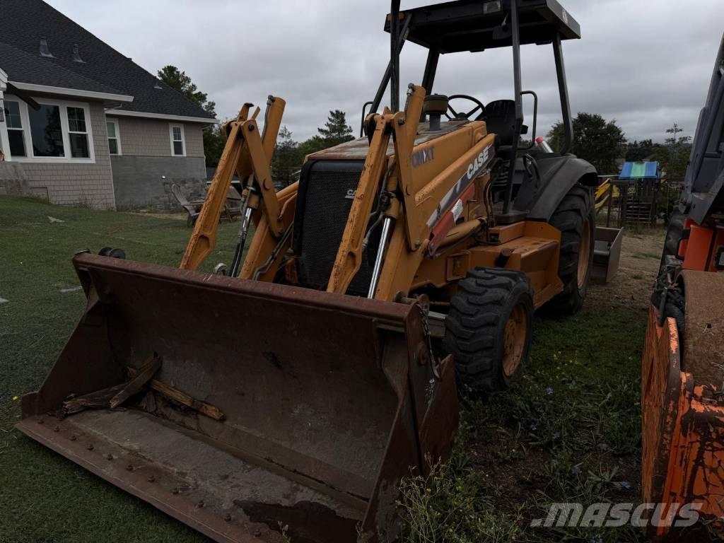 CASE 570 M XT Kolesni nakladalci