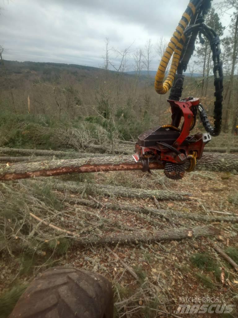 Komatsu 911.3 Harvesterji