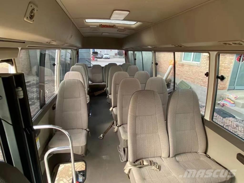 Toyota Coaster Bus Mini avtobusi