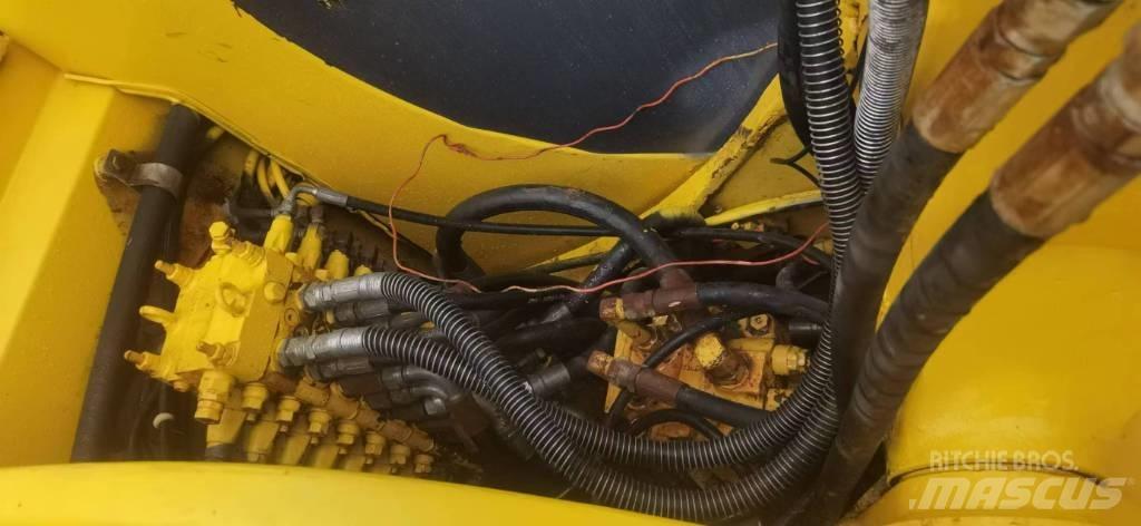 Komatsu PC 60-7 Bagri goseničarji